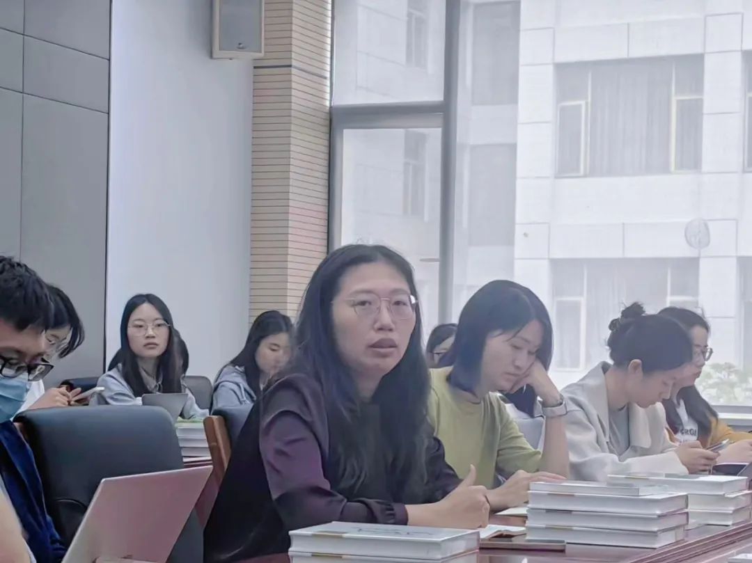 图:h动漫
副院长蒲妍发言.jpg